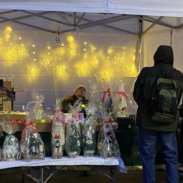 [WIDEO] Halina Mlynkova na Jarmarku Bożonarodzeniowym w Radomsku