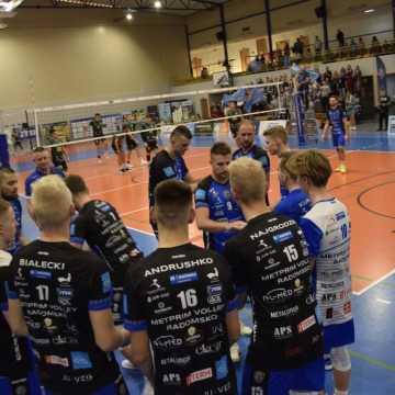 Wygrana i awans na pierwsze miejsce w tabeli METPRIM Volley Radomsko