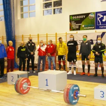 Ciężarowcy upamiętnili Janusza Kamińskiego