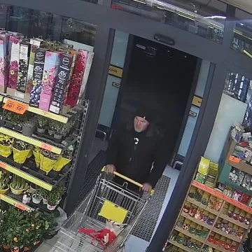 Rozpoznajesz tego mężczyznę? Policja prosi o pomoc