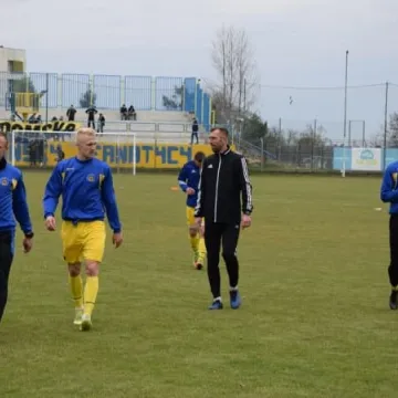 RKS Radomsko remisuje z Bronią Radom 1:1