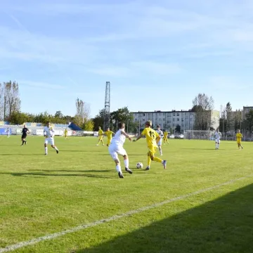 Wygrana lidera tabeli. RKS Radomsko pewnie pokonał Stal Niewiadów