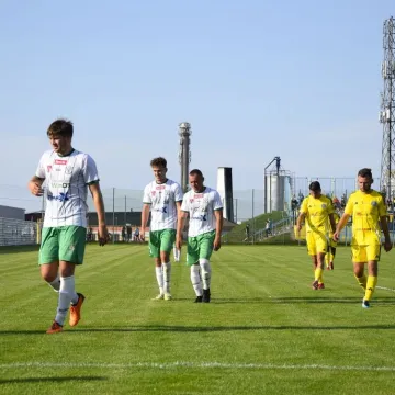 RKS Radomsko – Sokół Aleksandrów. Goście wywożą trzy punkty