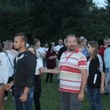 Letnie granie z Happysad