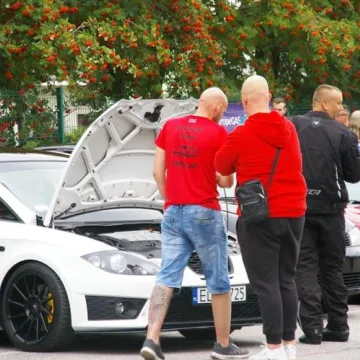 Moto Show Kamieńsk przyciągnął fanów motoryzacji