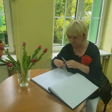 „Serce Matki’. Koncert dla pensjonariuszy Domu Pomocy Społecznej w Radomsku