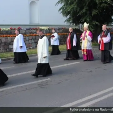 Procesja jadwiżańska przeszła przez Radomsko