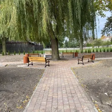 W Dobryszycach powstaje nowy skwer