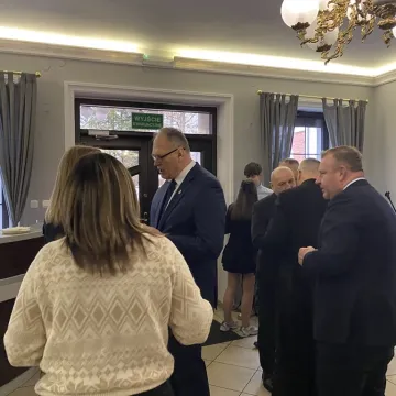 W Radomsku znów zasiedli do wspólnej Wigilii. 150 osób przy jednym stole