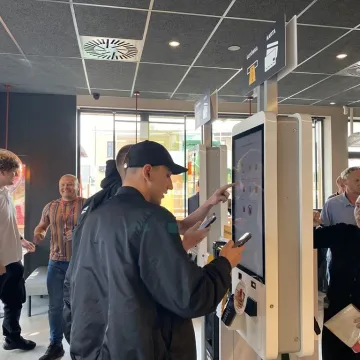 Tłumy na otwarciu McDonald’s w Radomsku