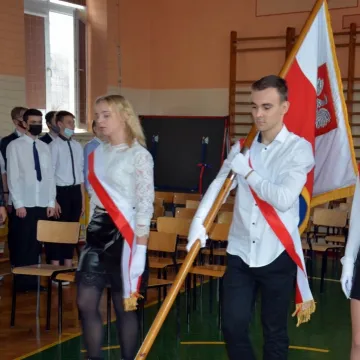 Ślubowanie uczniów przedborskiego liceum
