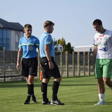 RKS Radomsko – Sokół Aleksandrów. Goście wywożą trzy punkty