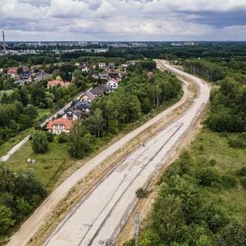 To największa inwestycja drogowa w Łódzkiem. Obwodnica Bełchatowa nabiera kształtów