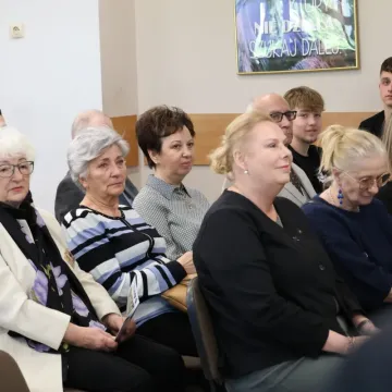 W ZSP nr 1 w Radomsku odsłonięto Dąb Pamięci