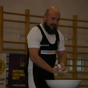 Ciężarowcy upamiętnili Janusza Kamińskiego