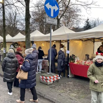 Plac 3 Maja w Radomsku zamienił się w świąteczne miasteczko