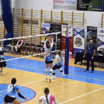 Rywalki za mocne. Siatkarki Volley Radomsko przegrywają z liderem z Ozorkowa