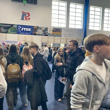 Tłumy na targach edukacyjnych w Radomsku