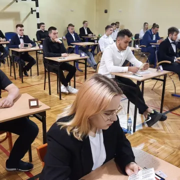 Radomsko: Rozpoczął się maturalny maraton