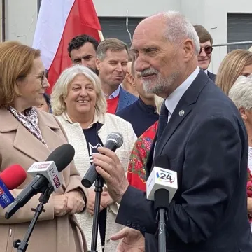 Marszałek Sejmu - Elżbieta Witek z wizytą w Strzałkowie