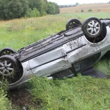 Wypadek pod Kodrębem. Jedna osoba trafiła do szpitala