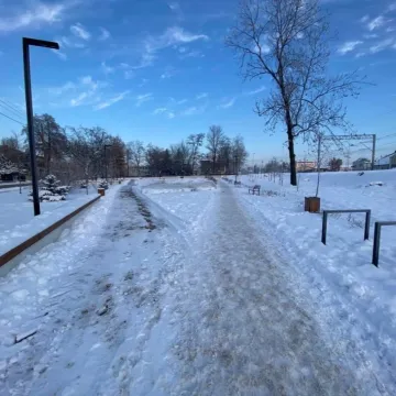 Na chodnikach i ulicach Radomska jest bardzo ślisko!