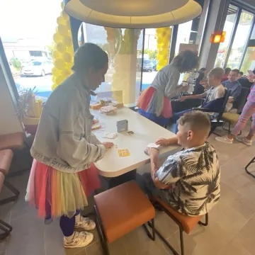 Tłumy na otwarciu McDonald’s w Radomsku