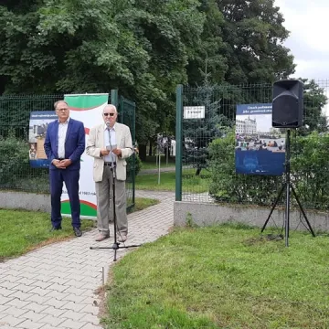 Uliczna wystawa „Parlamentaryzm węgierski” w Radomsku