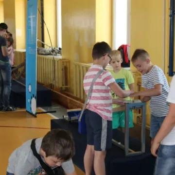 Naukobus odwiedził Publiczną Szkołę Podstawową nr 4 w Radomsku