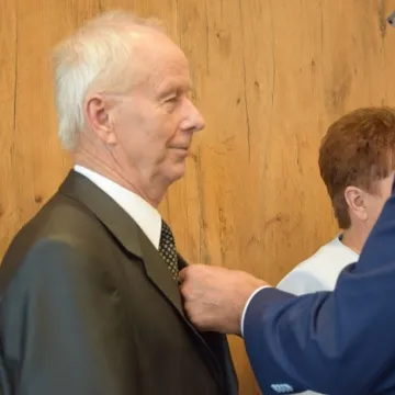 „Złoci” małżonkowie odznaczeni medalami