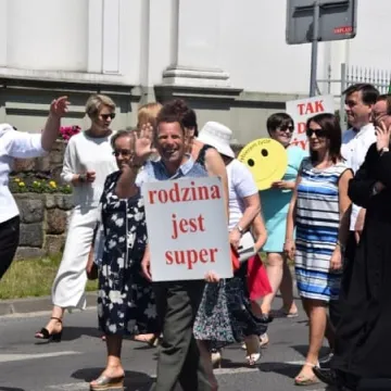 Polska Rodziną Silna!