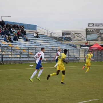 RKS Radomsko remisuje z Bronią Radom 1:1