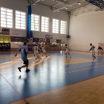 Grają i pomagają. VI Puchar Niezdobywców Pucharów dla Amelki