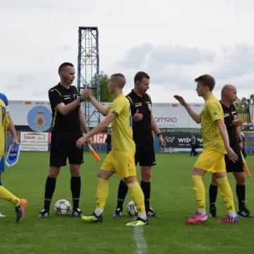 Nareszcie wygrana! RKS Radomsko – Świt Nowy Dwór Maz. 2:1