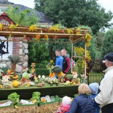 W Stobiecku Miejskim podziękowali za plony