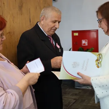 Złoci Małżonkowie uhonorowani medalami