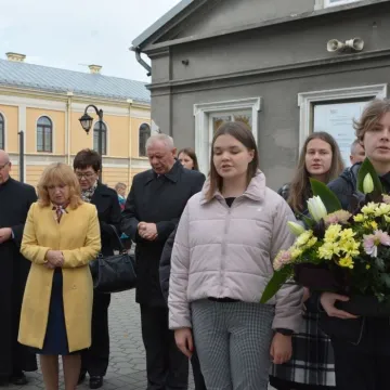 Recytatorzy w konkursie „Zło dobrem zwyciężaj”. Wyniki