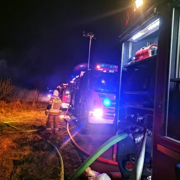 Podjezioro: spłonął dom, w którym przebywał bezdomny