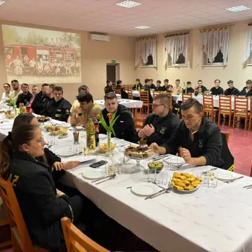 Sprzęt ratujący życie trafił do OSP w Radziechowicach Pierwszych