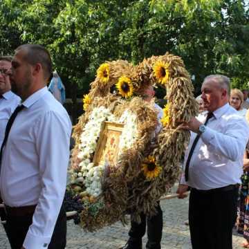 Świętowanie plonów. Parafialne dożynki w Lgocie Wielkiej