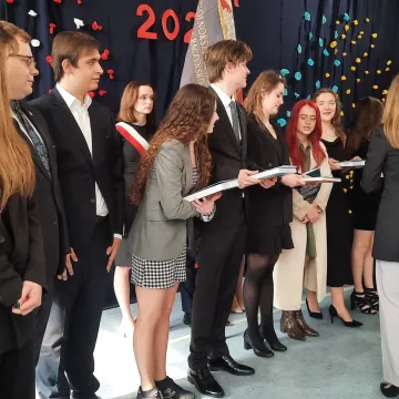 Radomsko: Maturzyści żegnają się ze szkołą