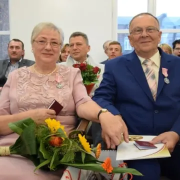 8 par obchodziło Złote Gody