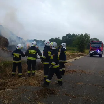 Pożar balotów siana w gm. Wielgomłyny