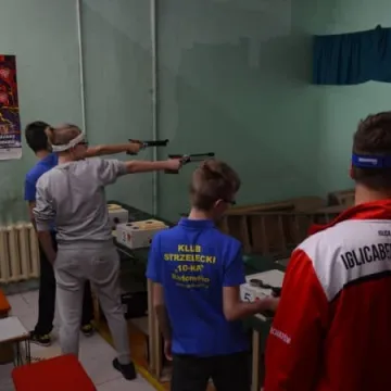 Zawodnicy „10-ki” na podium