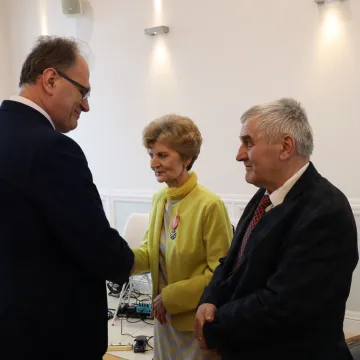 Złoci małżonkowie uhonorowani medalami
