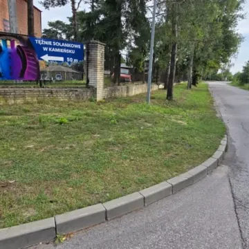 Bezpieczniej do tężni solankowych. Kamieńsk planuje chodnik