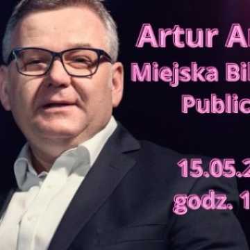 Przypomnienie: Spotkanie z Arturem Andrusem w Miejskiej Bibliotece Publicznej w Radomsku