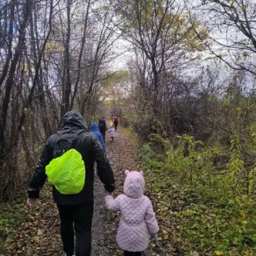 Rajd pieszy w dolinie Widawki zakończył cykl „Leśne przygody”