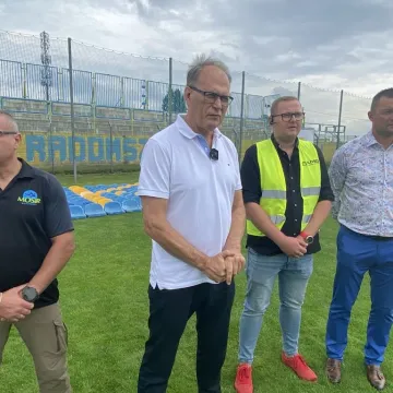 Nowa era stadionu w Radomsku. Kibice dostaną krzesełka ze starej trybuny