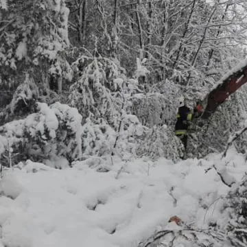 Zima powróciła. Miasto bez prądu i wody 